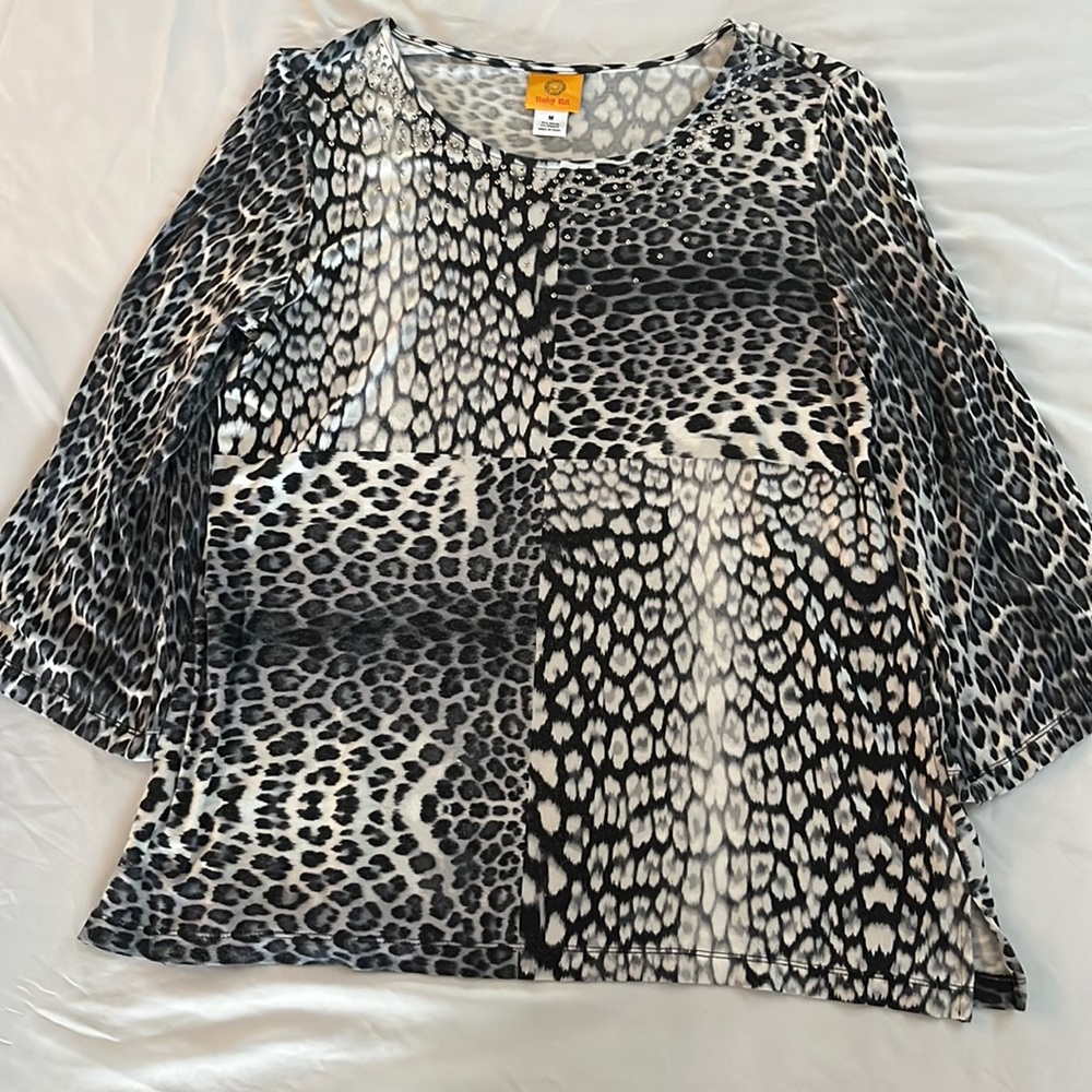 Ruby Rd top